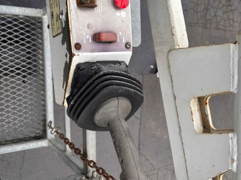 Used 2019 Ford F550 2WD Regular Cab Super Duty image 6