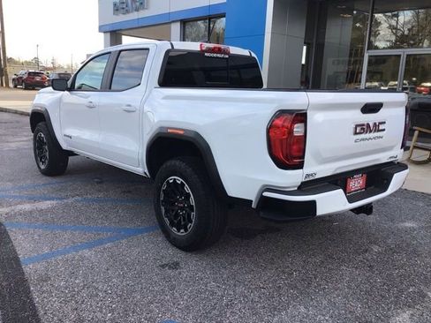 New 2026 GMC Canyon AT4 w/ AT4 Premium Package image 4