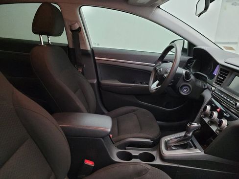 Used 2019 Hyundai Elantra SE w/ Cargo Package FWD image 21