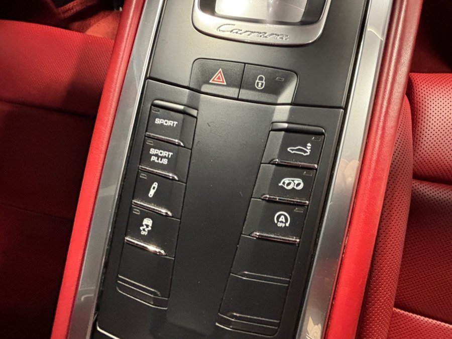 Used 2013 Porsche 911 Carrera 4S AWD/4WD image 29