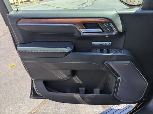 Certified 2023 GMC Sierra 1500 Denali w/ Technology Package AWD/4WD image 11