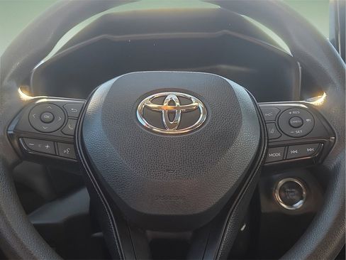 Used 2019 Toyota RAV4 XLE image 25