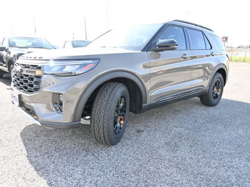 New 2026 Ford Explorer Tremor w/ Tremor Ultimate Package image 9