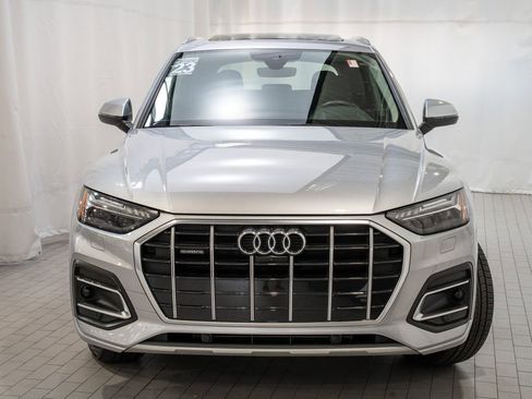 Used 2023 Audi Q5 Prestige w/ Prestige Package image 3
