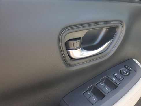 New 2026 Honda HR-V LX image 19