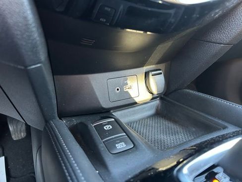 Used 2020 Nissan Rogue SL image 40