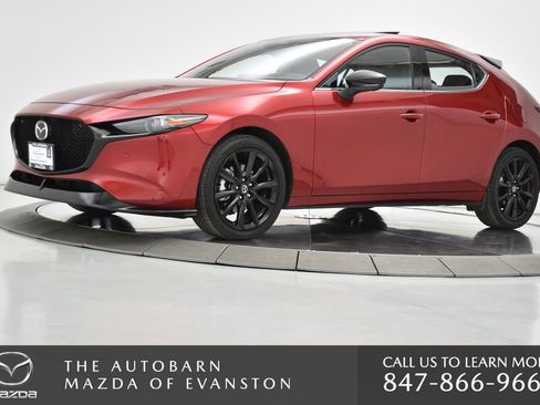 Used 2025 MAZDA MAZDA3 Hatchback w/Premium Plus Pkg image 15