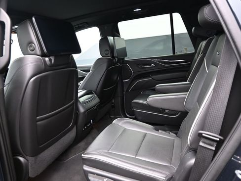 Used 2022 Cadillac Escalade Sport w/ Touring Package AWD/4WD image 16