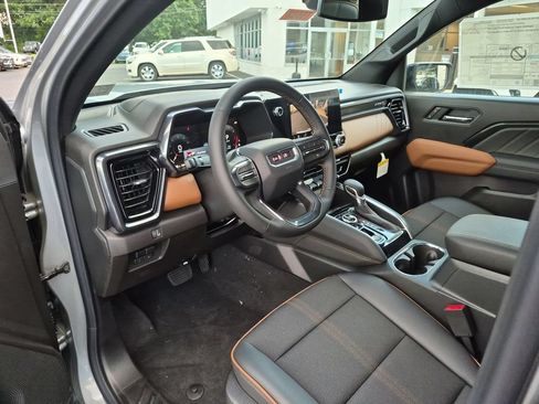 New 2026 GMC Canyon AT4 w/ Technology Plus Package AWD/4WD image 19