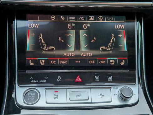 Used 2023 Audi A8 L 3.0T AWD/4WD image 23