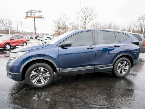 Used 2017 Honda CR-V LX image 2