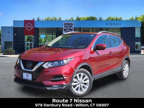 Certified 2022 Nissan Rogue Sport SV w/ Technology Package AWD/4WD image 1