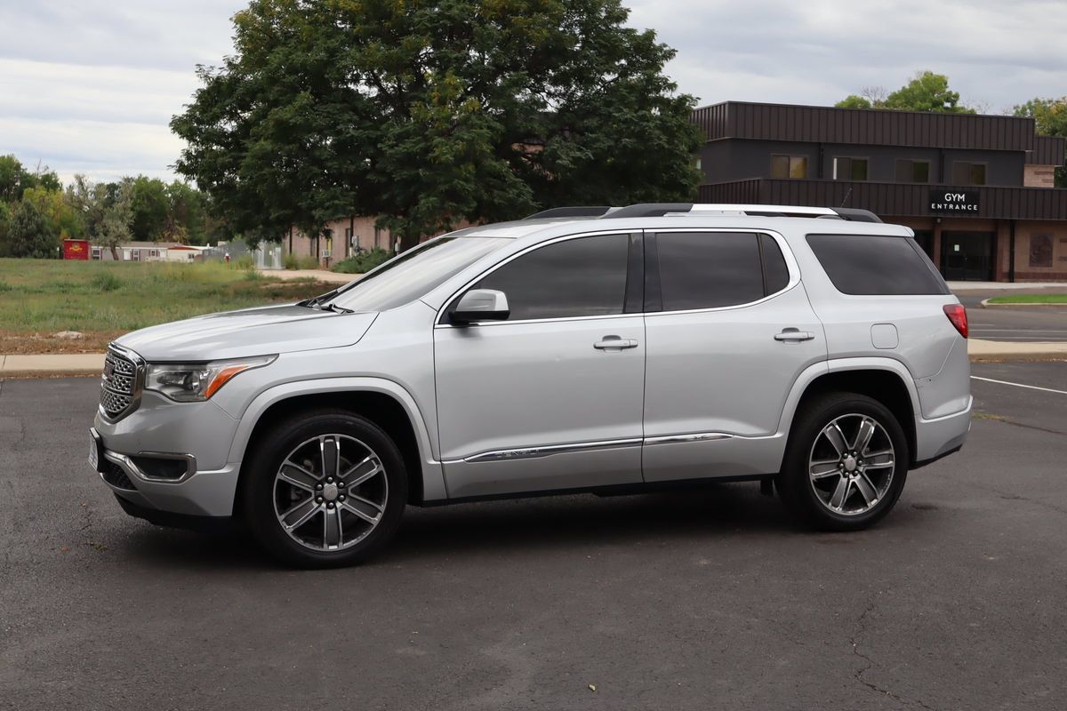 Used 2017 GMC Acadia Denali AWD/4WD image 10