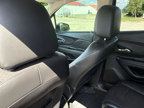 Used 2019 Buick Encore Preferred FWD image 28