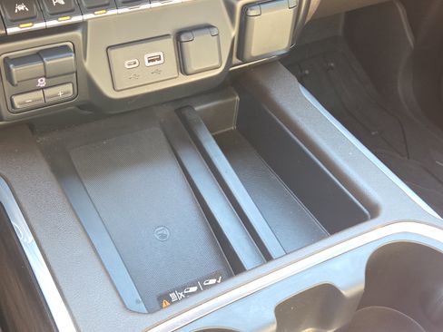 Used 2020 GMC Sierra 1500 SLT w/ SLT Premium Plus Package image 19