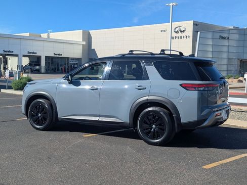 Certified 2022 Nissan Pathfinder SL image 4