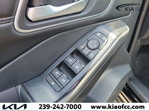 Used 2021 Nissan Rogue SV w/ Premium Package FWD image 24