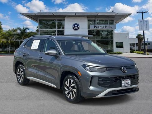 Certified 2026 Volkswagen Tiguan S FWD image 1
