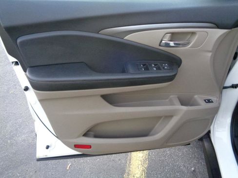 Used 2016 Honda Pilot EX-L image 15