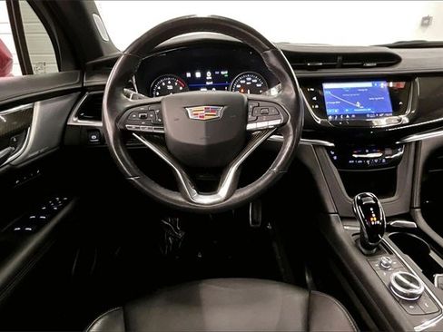 Used 2023 Cadillac XT6 Sport w/ Technology Package image 5