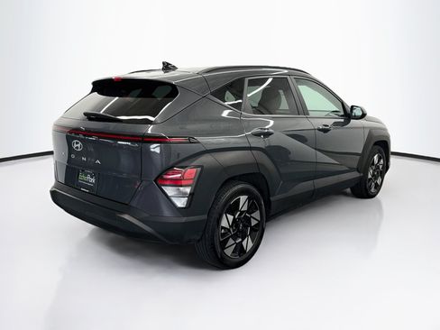 Used 2025 Hyundai Kona SEL FWD image 9