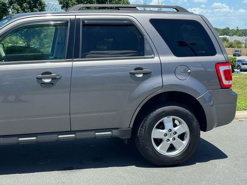 Used 2011 Ford Escape XLT FWD image 9