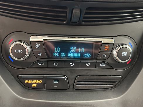 Used 2016 Ford Escape SE w/ Equipment Group 201A AWD/4WD image 21