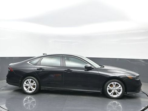 Certified 2025 Honda Accord LX image 7