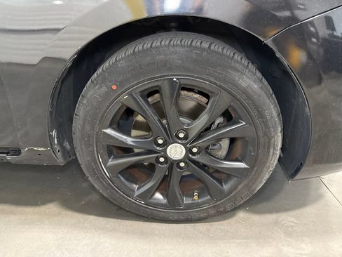 Used 2011 MAZDA MAZDA3 s Sport FWD image 15