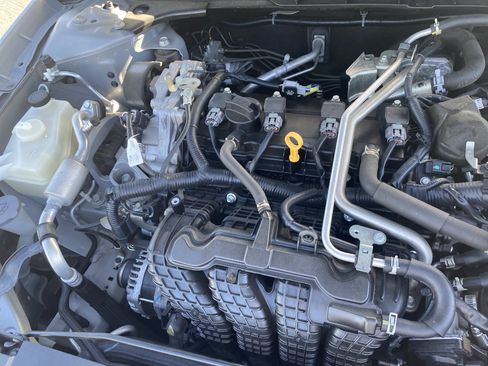 Used 2022 Nissan Altima 2.5 SR AWD/4WD image 23