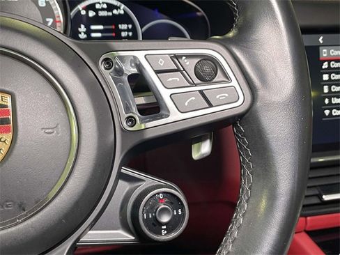 Used 2021 Porsche Cayenne Turbo image 38