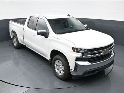 Used 2020 Chevrolet Silverado 1500 LT w/ Trailering Package image 24
