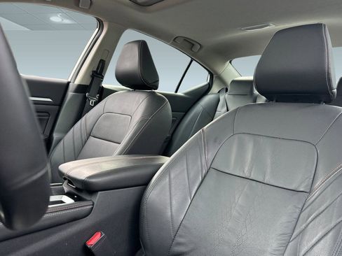 Used 2023 Nissan Altima 2.5 SR w/ SR Premium Package image 23