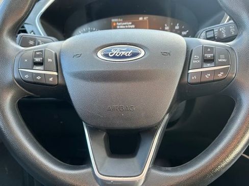 Used 2021 Ford Escape SE image 14