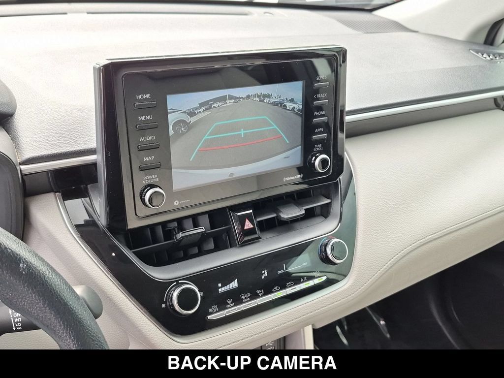 Used 2022 Toyota Corolla Cross L FWD image 4