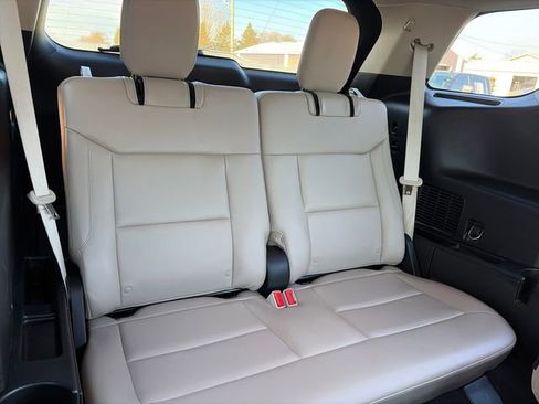 Used 2023 Ford Explorer XLT w/ Equipment Group 202A image 38