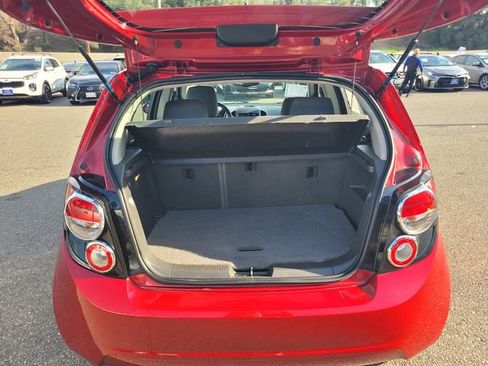 Used 2015 Chevrolet Sonic LT w/ Fun and Sun Package image 8