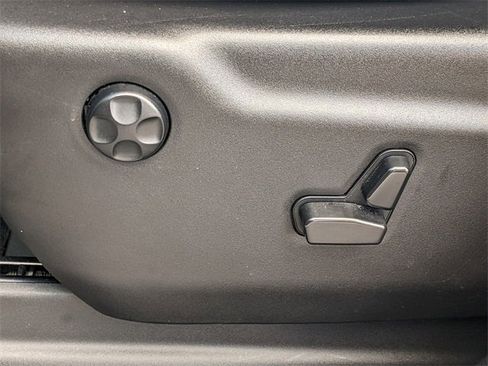 Certified 2021 Jeep Grand Cherokee Limited w/ Luxury Group II image 18