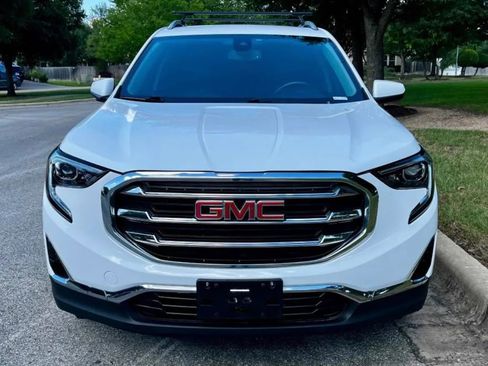 Used 2020 GMC Terrain SLT w/ Preferred Package AWD/4WD image 4