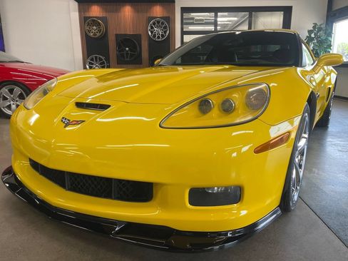 Used 2011 Chevrolet Corvette Grand Sport w/ Preferred Equipment Group RWD image 2