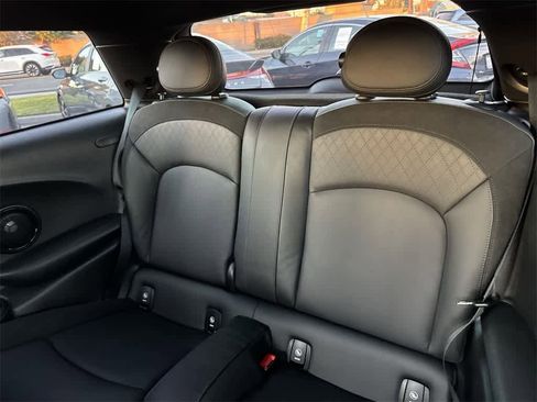 Used 2023 MINI Cooper SE image 29