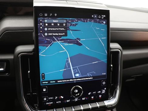 Used 2025 GMC Yukon XL Denali image 22