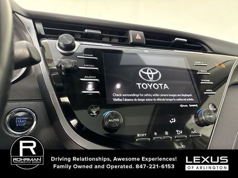 Used 2019 Toyota Camry XSE FWD image 6