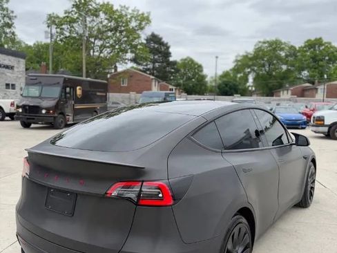 Used 2022 Tesla Model Y Performance AWD/4WD image 7