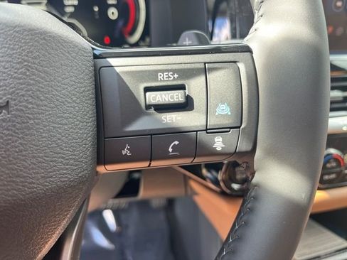 New 2026 Nissan Pathfinder Platinum image 25