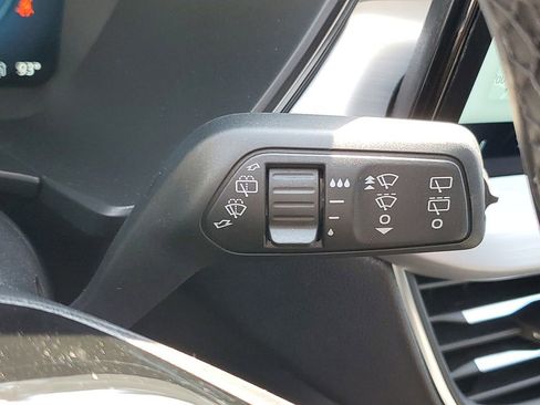 New 2025 Ford Escape SE w/ PHEV Premium Package image 13