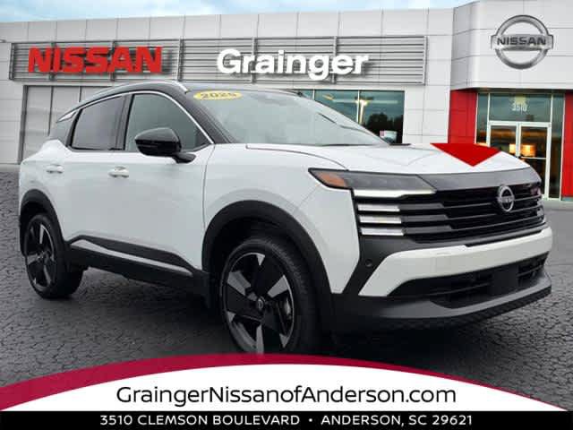 Used 2026 Nissan Kicks SR FWD image 1