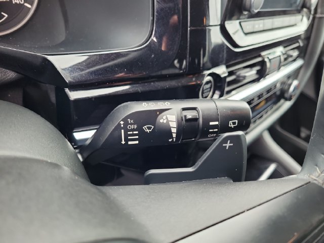 Used 2024 Nissan Pathfinder SV FWD image 26