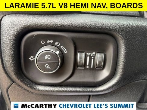 Used 2021 RAM 1500 Laramie AWD/4WD image 10