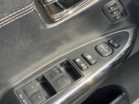 Used 2015 Toyota Avalon XLE Touring image 15